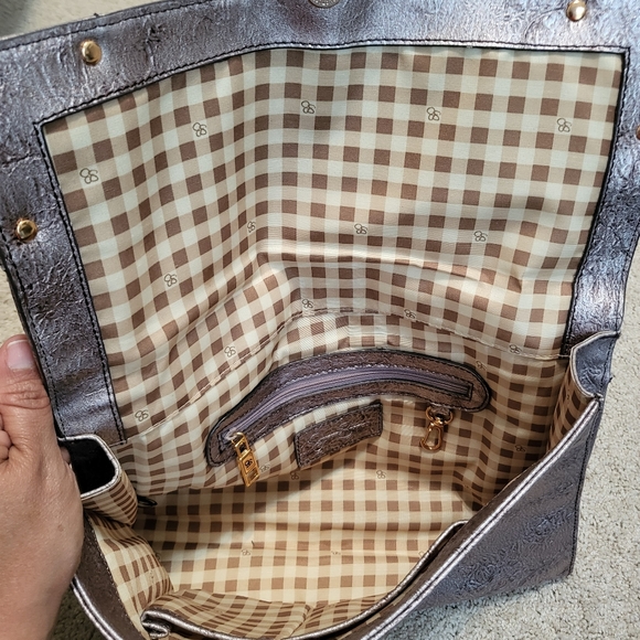 Jessica Simpson Metallic Grey Gold Big Clutch - Picture 4 of 7